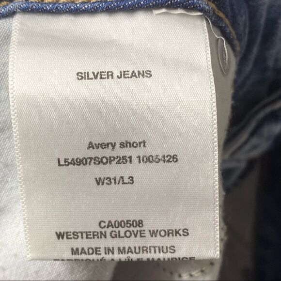 Silver | NWT Avery High Rose Curvy Denim Shorts - Picture 8 of 9